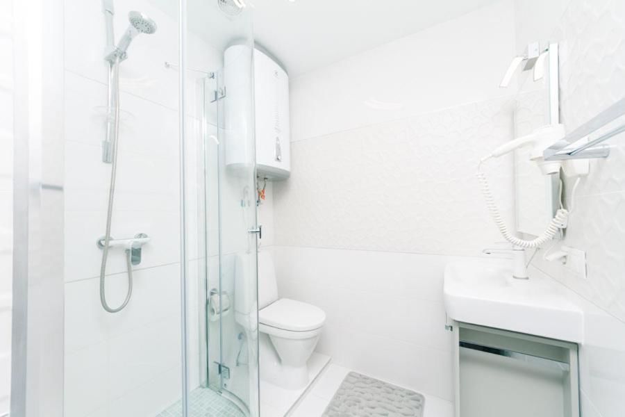 Апартаменты BigLux Valerio Lesi Ukrainky 14&7 Киев-13