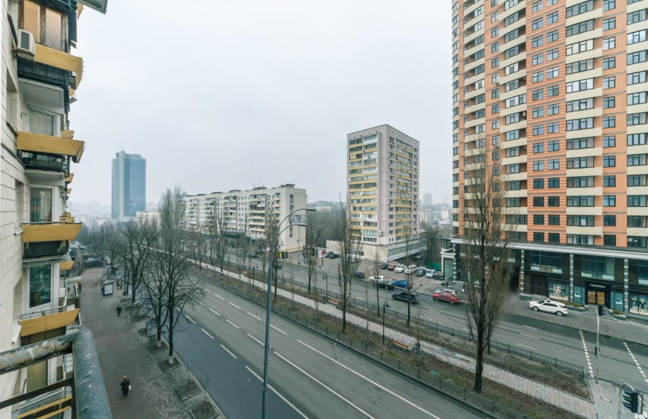 Апартаменты BigLux Valerio Lesi Ukrainky 14&7 Киев-10