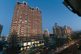 Апартаменты BigLux Valerio Lesi Ukrainky 14&7 Киев Апартаменты с 3 спальнями-5