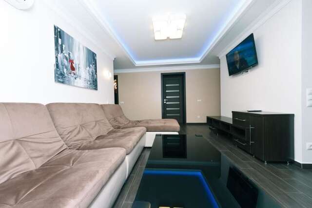 Апартаменты BigLux Valerio Lesi Ukrainky 14&7 Киев-23